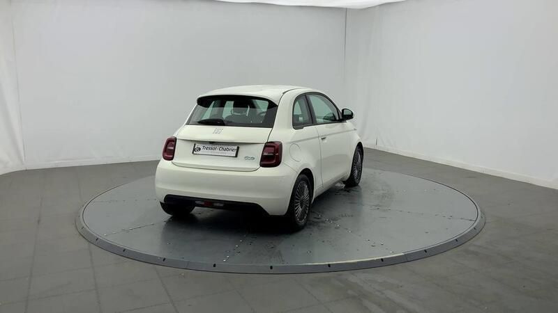 Image 2/4