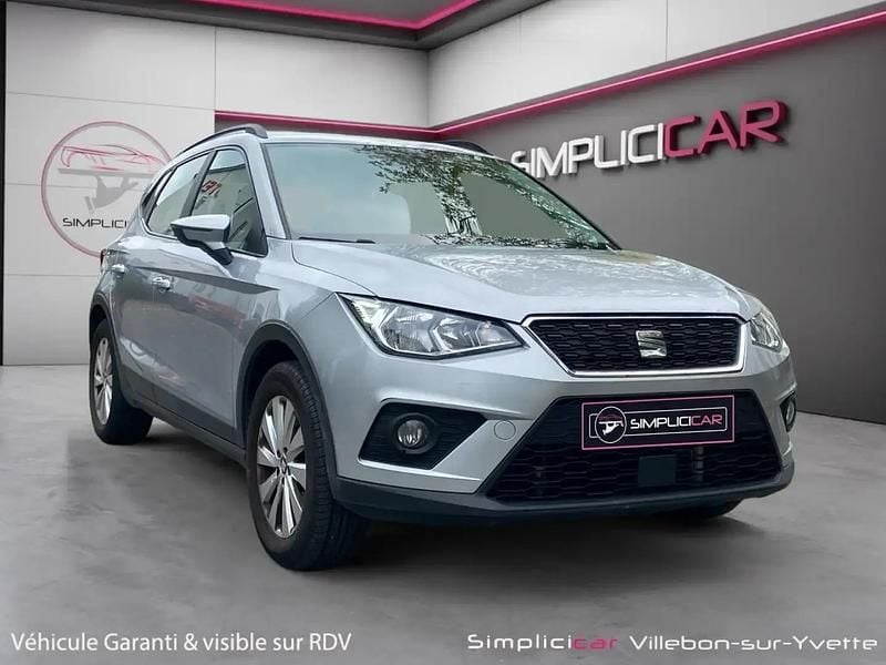 Gris Utilisé 2020 Seat Arona Business SUV | 13 980 € (Bon prix) - Image 1/4