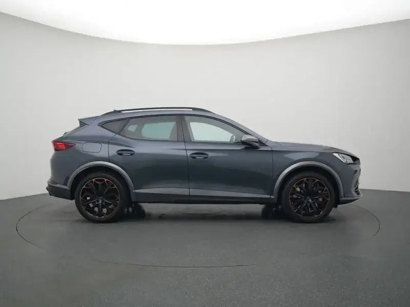 Gris Utilisé 2021 Cupra Formentor VZ3 SUV | 41 990 € (Prix cher) - Image 1/4