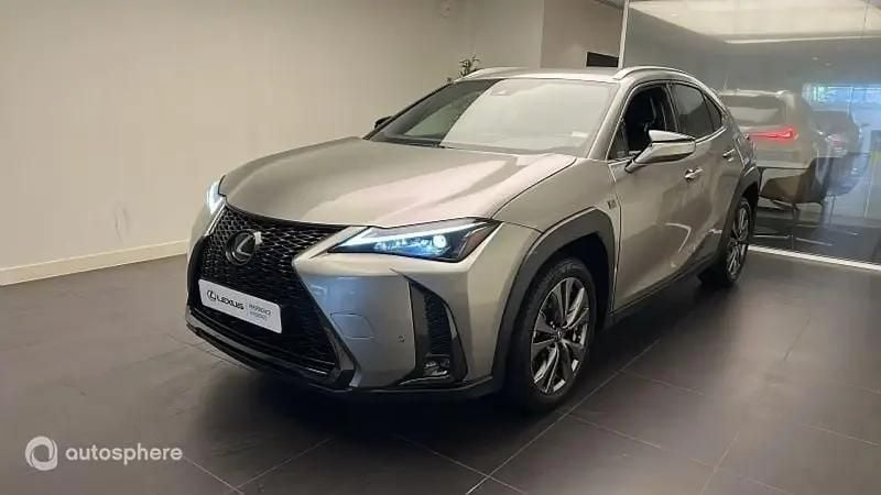 Utilisé 2023 Lexus UX 250h Sport Design Packet SUV | 28 499 € (Bon prix) - Image 1/4