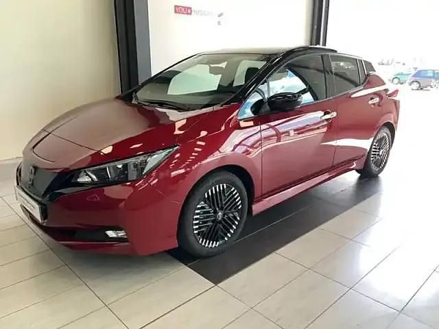 Rouge Occasion 2023 Nissan Leaf N-Connecta Citadine | 36 040 € - Image 1/4