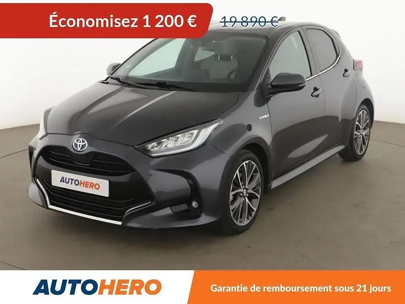 Gris Utilisé 2020 Toyota Yaris Hybrid Citadine | 18 690 € (Prix juste) - Image 1/2