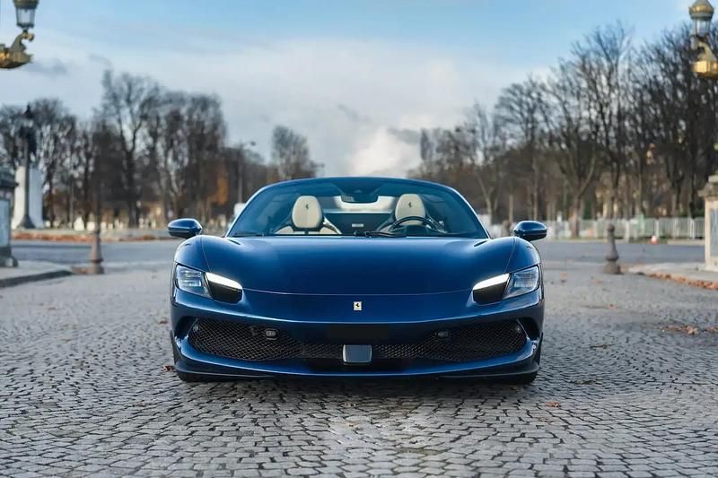 Bleu Occasion 2024 Ferrari 296 Cabriolet | 349 900 € - Image 1/4