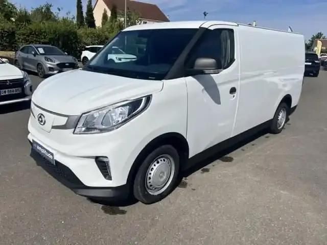 Blanc Nouvelle 2025 Maxus eDeliver 3 Van | 25 499 € - Image 1/4