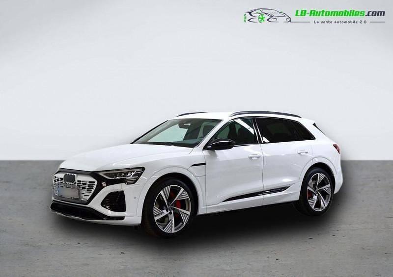 Utilisé 2023 Audi Q8 e-tron Sport SUV | 75 600 € (Prix cher) - Image 1/4