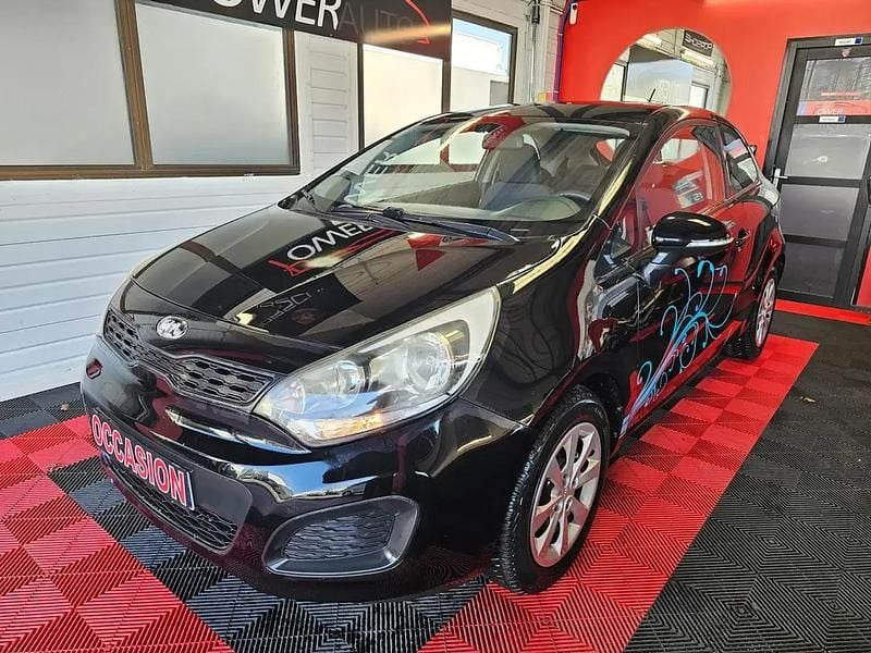 Noir Occasion 2013 Kia Rio Berline | 5 490 € (Prix juste) - Image 1/4