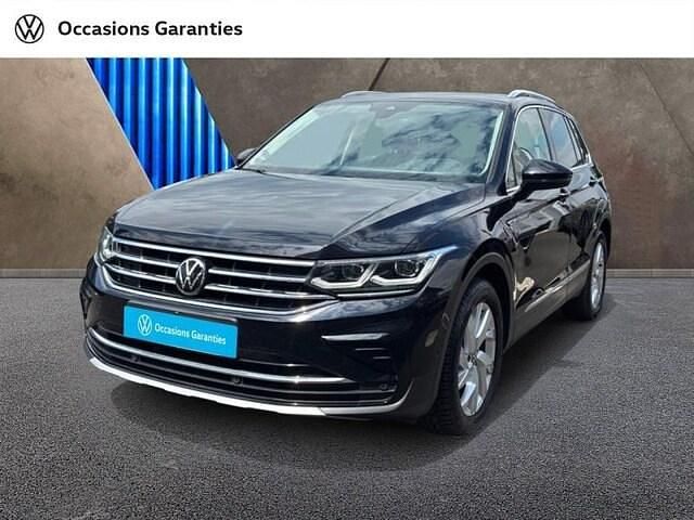 Utilisé 2022 VW Tiguan Exclusive SUV | 27 995 € (Prix juste) - Image 1/4