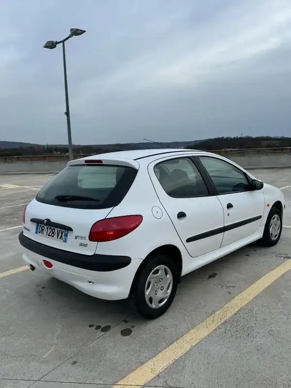 Utilisé 2000 Peugeot 206 Berline | 2 200 € - Image 1/4