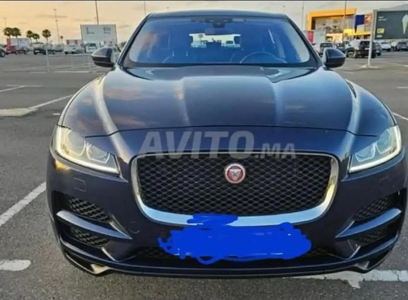 Utilisé 2017 Jaguar F-Pace R-Sport SUV | 14 500 € (Prix juste) - Image 1/4