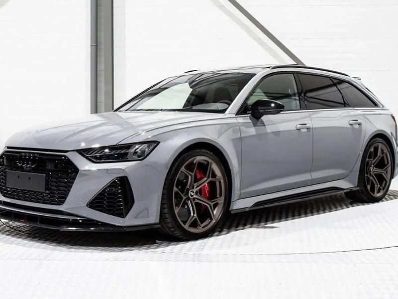 Gris Nouvelle 2024 Audi RS6 Performance Break | 169 990 € - Image 1/4