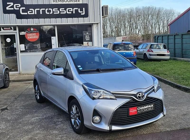Occasion Toyota Yaris 101 ch (74 kW) 2016 Argent Berline