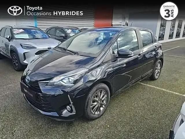 Occasion Toyota Yaris Hybrid 2018 Noir intense Berline