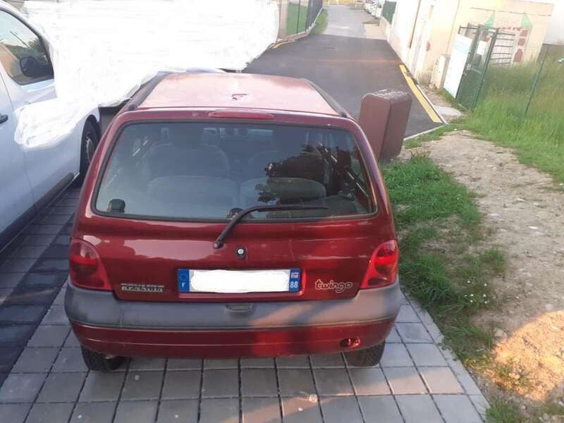 Image 4/4