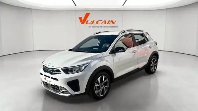 Occasion Kia Stonic 120 ch (88 kW) 2024 Blanc SUV