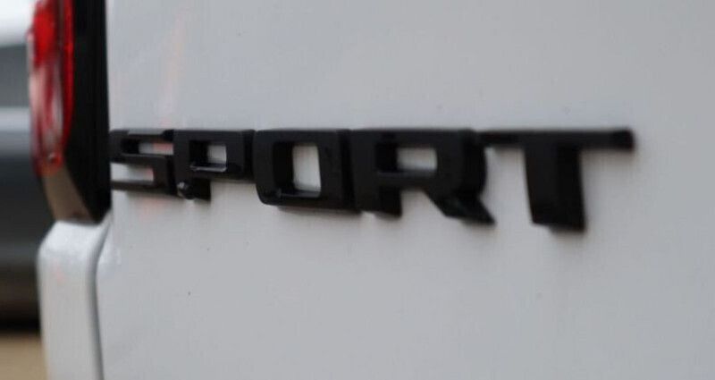 Image 3/4