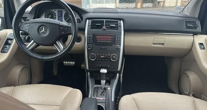 Image 3/4