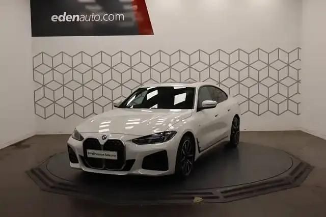 Alpinweiss uni Utilisé 2025 BMW 420 M Sport Coupé | 52 890 € (Prix juste) - Image 1/4