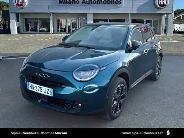 Bleu navigli Nouvelle 2025 Fiat 600 Berline | 30 700 € (Prix cher) - Image 1/4