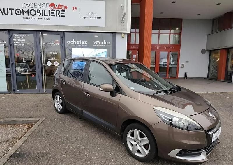 Occasion 2012 Renault Scénic III Expression Monospace | 4 240 € (Bon prix) - Image 1/4