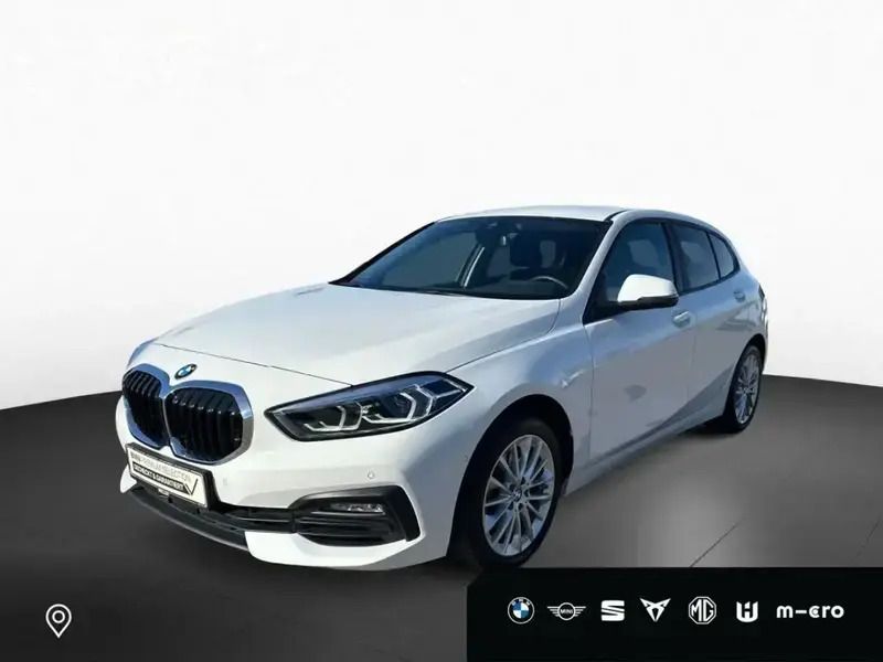 Blanc Utilisé 2023 BMW 120 Comfort Edition Citadine | 29 990 € (Super prix) - Image 1/4