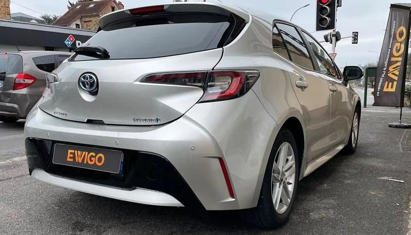 Occasion Toyota Corolla Design 99 ch (72 kW) 2020 Blanc Berline