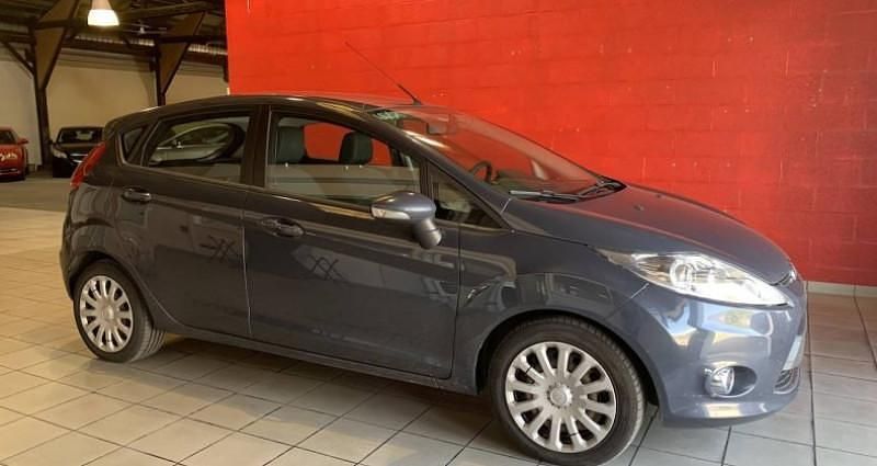 Utilisé 2012 Ford Fiesta Ambiente Citadine | 5 470 € (Prix cher) - Image 1/4