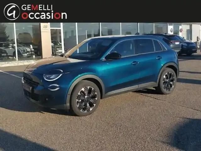 Bleu sea métallisé Occasion 2024 Fiat 600 La Prima SUV | 22 900 € (Bon prix) - Image 1/4