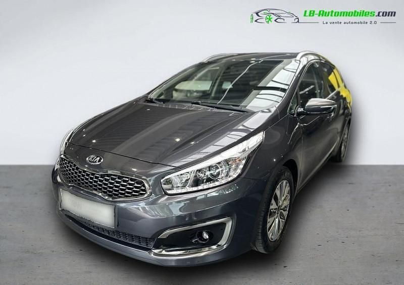 Utilisé 2017 Kia Ceed Berline | 17 400 € (Prix juste) - Image 1/4