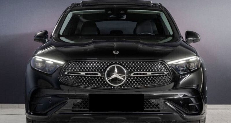 Noir Utilisé 2023 Mercedes GLC300e AMG line SUV | 72 490 € - Image 1/4