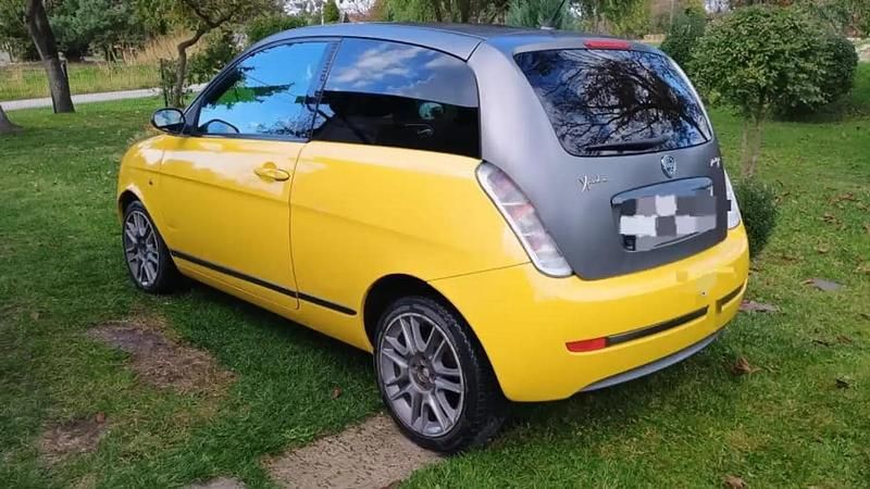 Utilisé 2008 Lancia Ypsilon Citadine | 2 300 € - Image 1/4