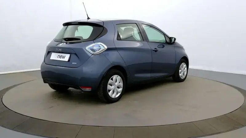 Image 2/4