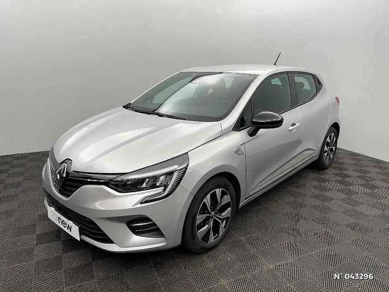 Gris Utilisé 2021 Renault Clio V LIMITED Citadine | 14 990 € (Prix juste) - Image 1/4