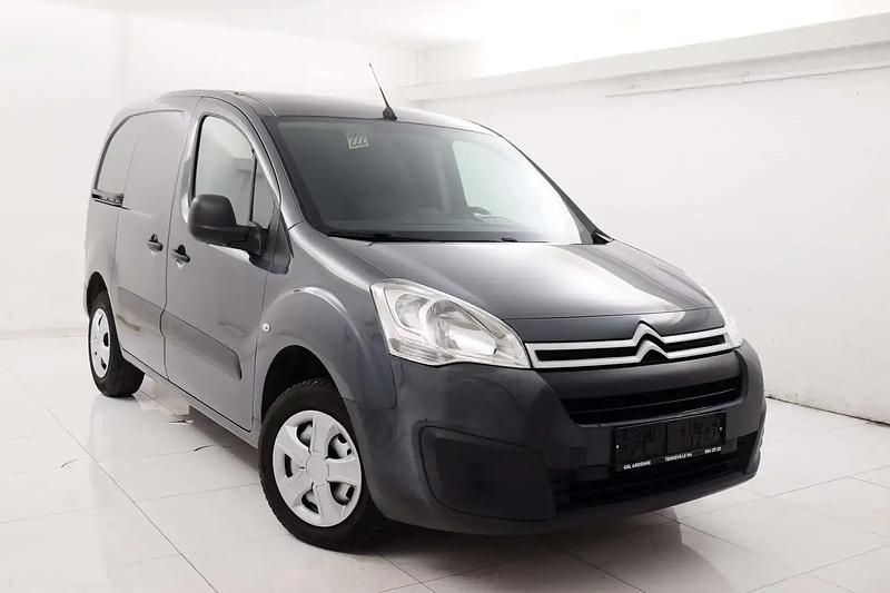 Gris Utilisé 2017 Citroën Berlingo Monospace | 10 950 € (Prix assez cher) - Image 1/4