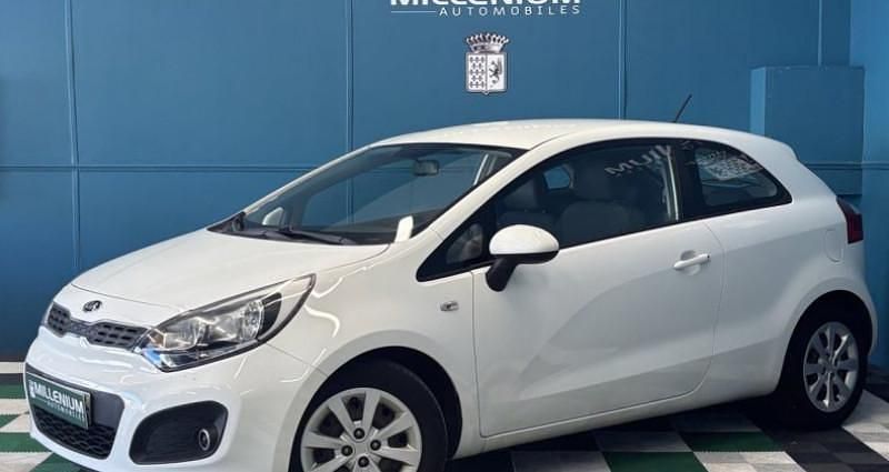 Utilisé 2014 Kia Rio Active Citadine | 7 990 € (Bon prix) - Image 1/4