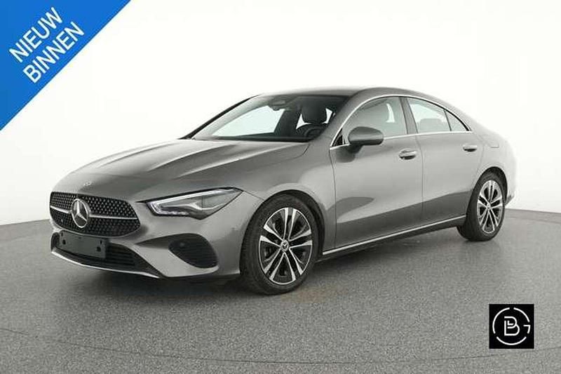 Occasion Mercedes CLA180 Luxury 116 ch (85 kW) 2025 Gris Berline