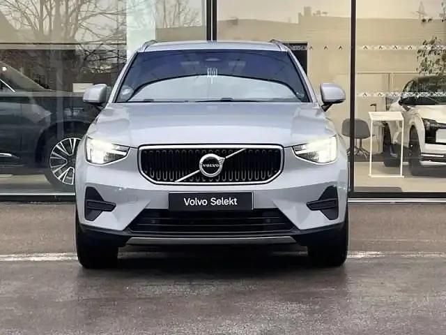 Gris Occasion 2024 Volvo XC40 SUV | 32 980 € (Bon prix) - Image 1/3
