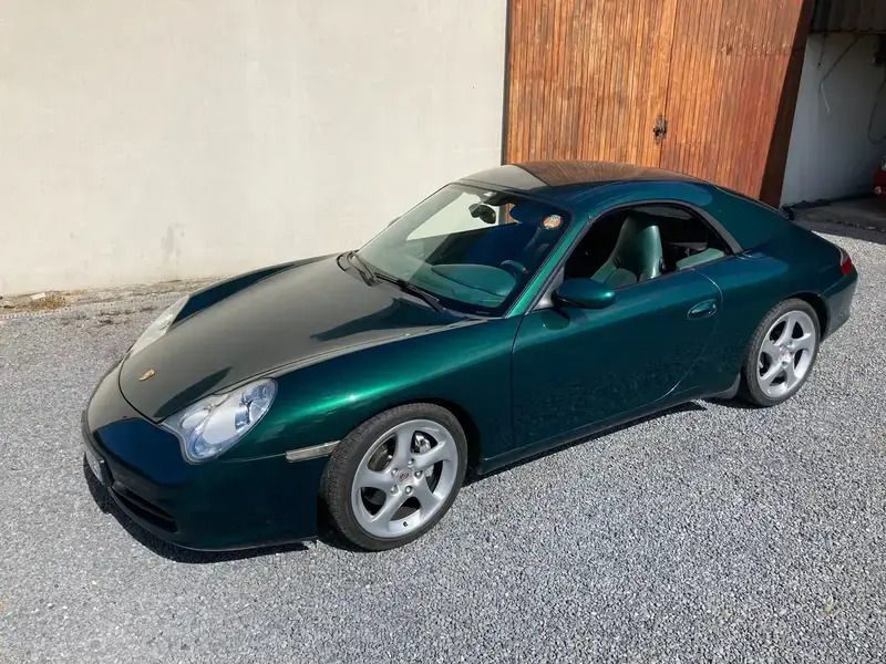Vert Utilisé 2002 Porsche 996 Cabriolet | 37 000 € (Prix cher) - Image 1/4