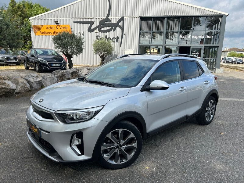 Utilisé 2020 Kia Stonic Launch Edition SUV | 14 490 € (Prix juste) - Image 1/4
