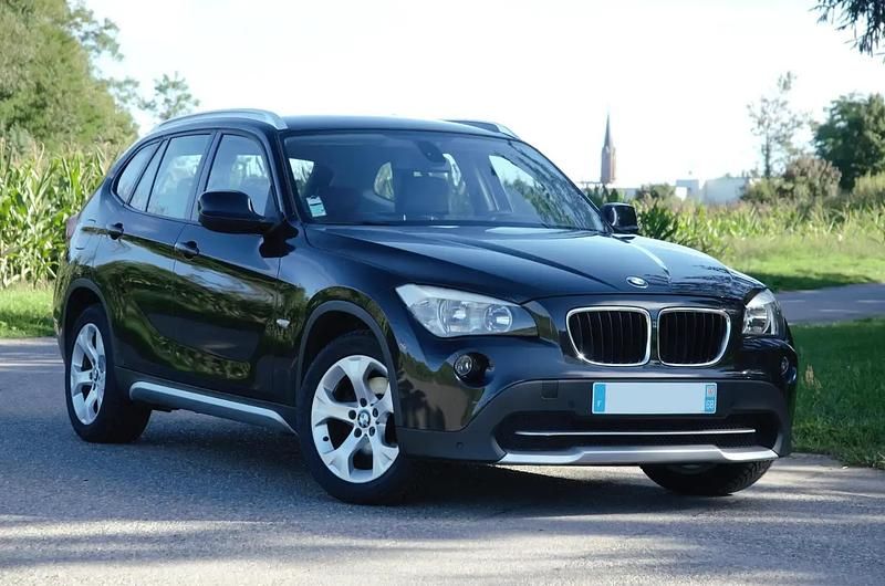 Noir Utilisé 2012 BMW X1 Comfort Edition SUV | 13 900 € (Prix assez cher) - Image 1/4