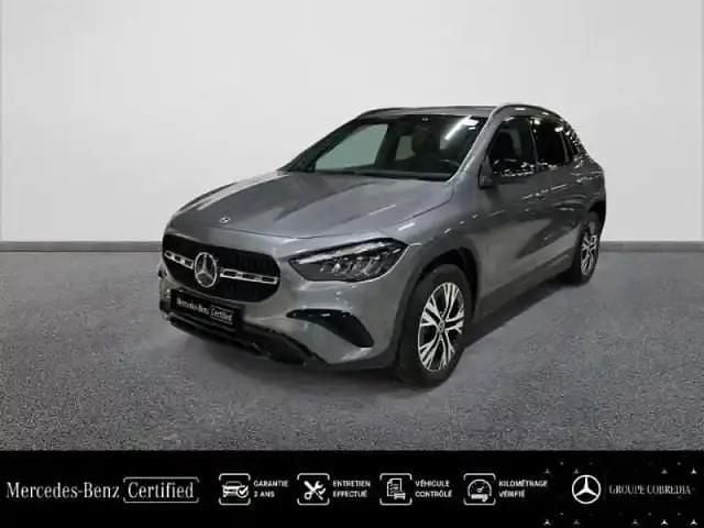 Gris montagne métallisé Utilisé 2025 Mercedes GLA250 Progressive SUV | 45 890 € - Image 1/4