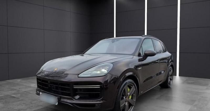 Utilisé 2019 Porsche Cayenne Turbo S SUV | 99 900 € - Image 1/4