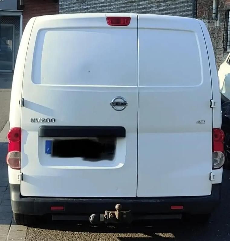 Blanc Utilisé 2015 Nissan NV200 Van | 6 990 € - Image 1/4