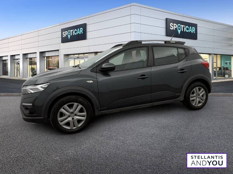 Gris Utilisé 2022 Dacia Sandero Expression Citadine | 14 690 € (Prix juste) - Image 1/4