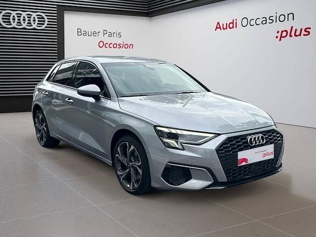 Argent fleuret métallisé Utilisé 2022 Audi A3 Sportback e-tron Design Berline | 32 980 € (Prix juste) - Image 1/4