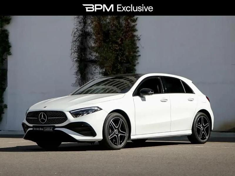 Blanc Utilisé 2025 Mercedes A250 AMG line Berline | 47 500 € - Image 1/4