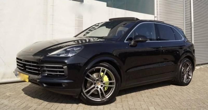 Noir Occasion 2020 Porsche Cayenne Chrono SUV | 71 890 € (Super prix) - Image 1/4