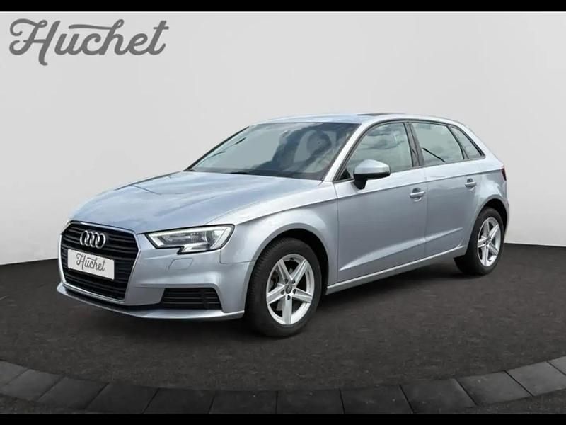 Argent Utilisé 2019 Audi A3 Business Berline | 18 980 € (Super prix) - Image 1/4