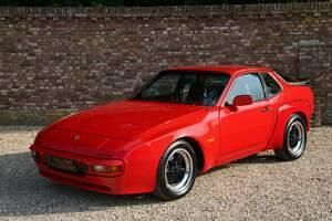 Rouge Occasion 1981 Porsche 924 Coupé | 95 500 € - Image 1/4