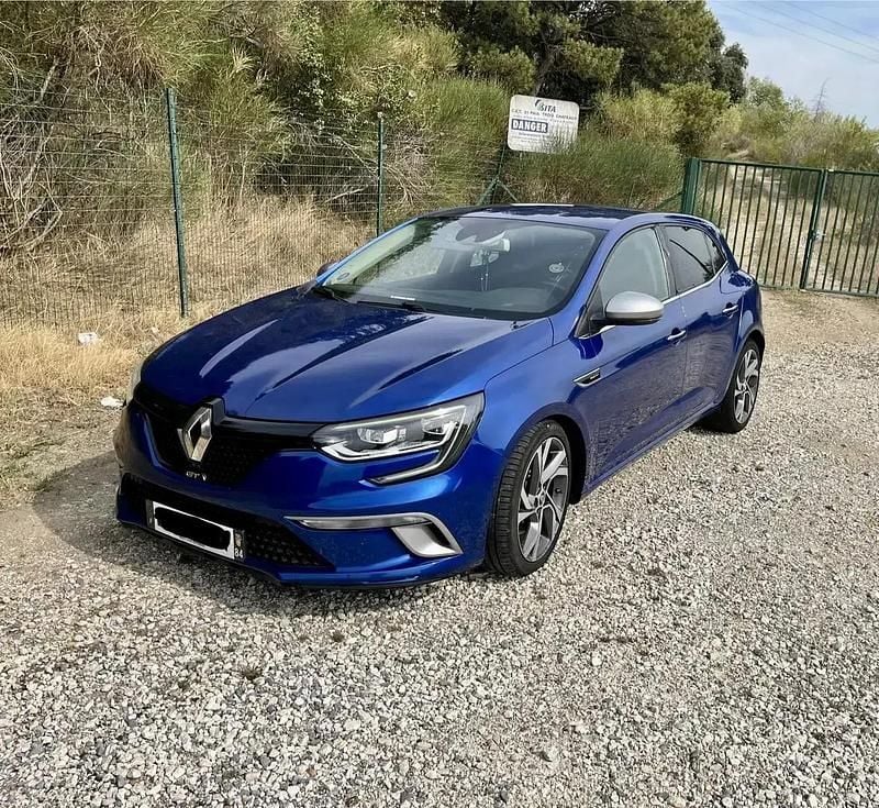 Occasion 2015 Renault Mégane III GT Berline | 14 500 € (Bon prix) - Image 1/4