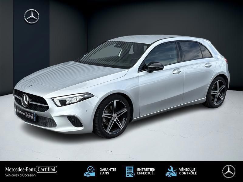 Gris Utilisé 2021 Mercedes A180 Berline | 24 200 € (Prix juste) - Image 1/3